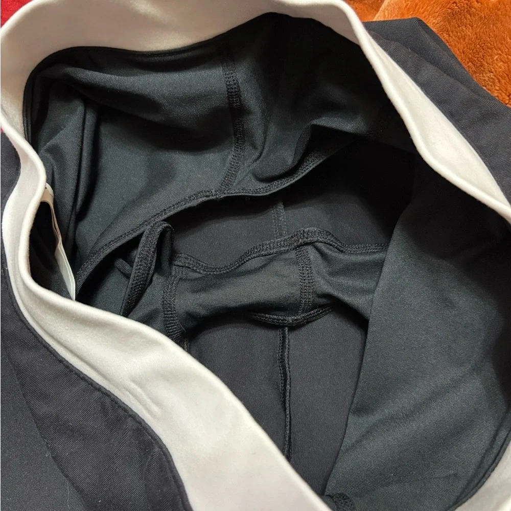 ALO Yoga Black Skirt with White Trim